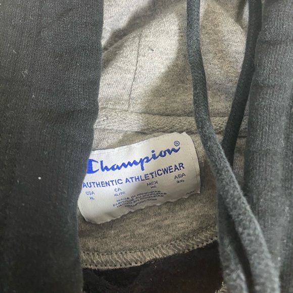 Champion Spellout Reverse Weave Hoodie Size XL - Picture 3 of 3